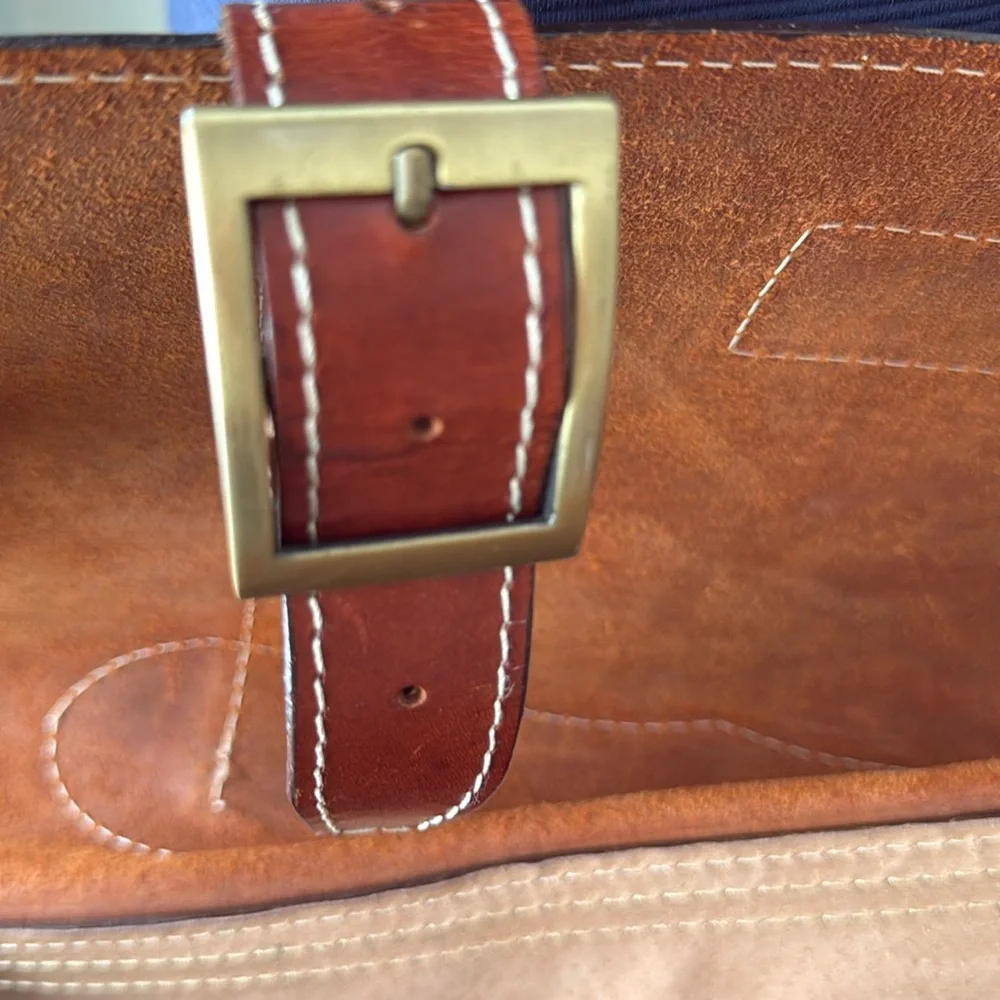 Heavy Leather Brief Case Media Bag EUC
